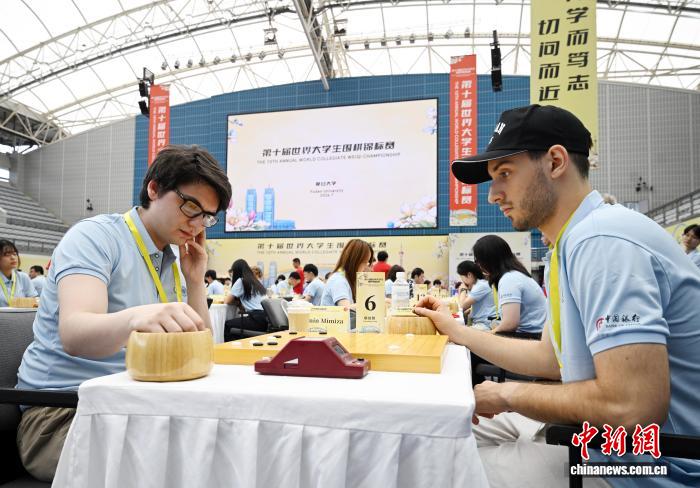 2024年最新足球赛事前瞻与战术分析 - 鲸鱼直播
